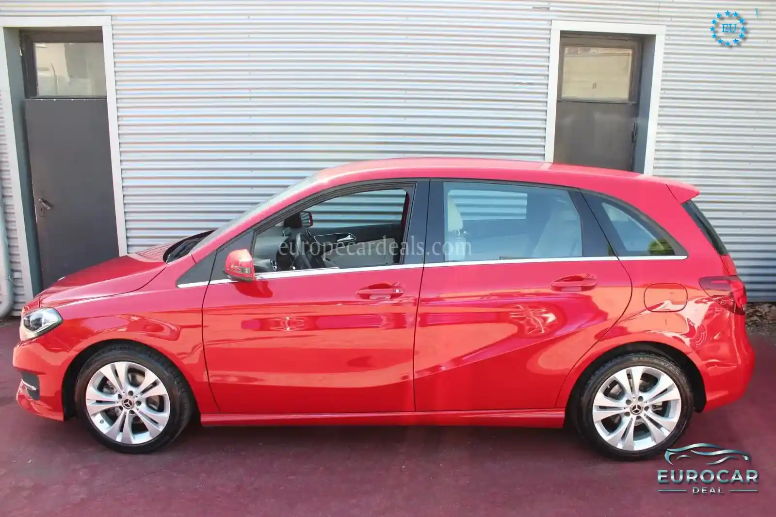 Mercedes-Benz B 180