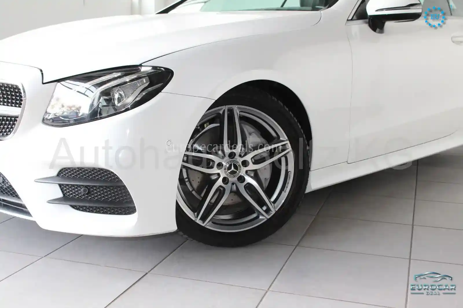 Mercedes-Benz E 200
