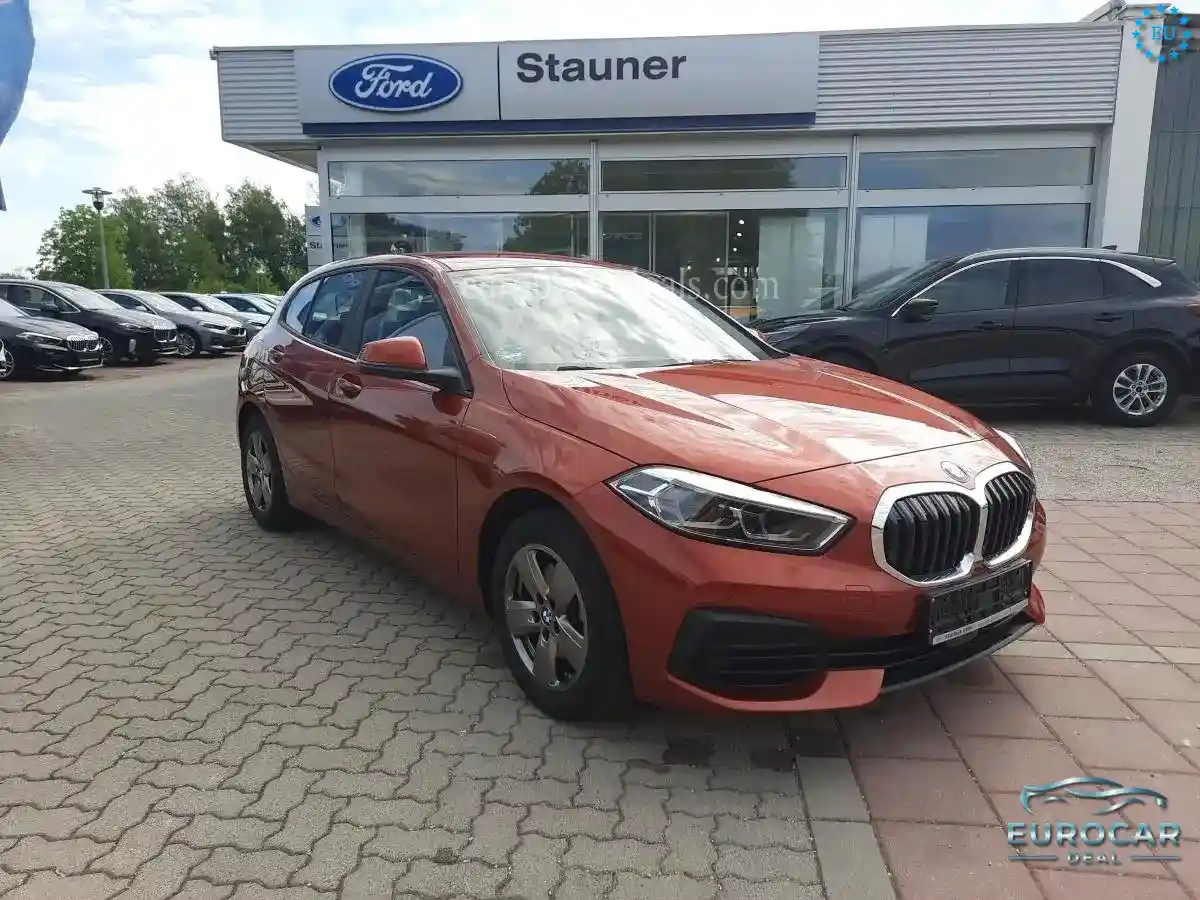 BMW 118