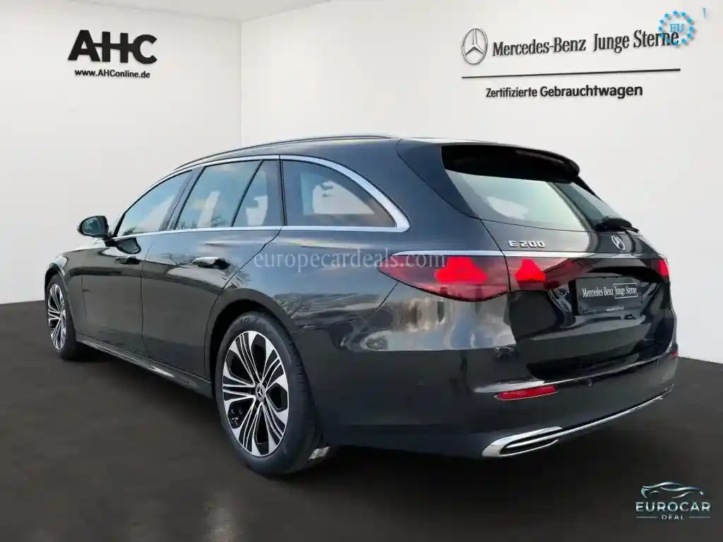 Mercedes-Benz E 200