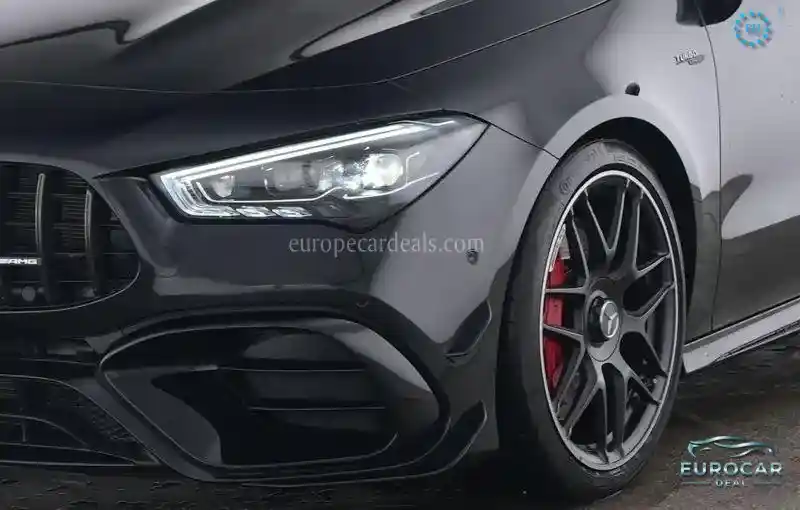 Mercedes-Benz CLA 45 AMG