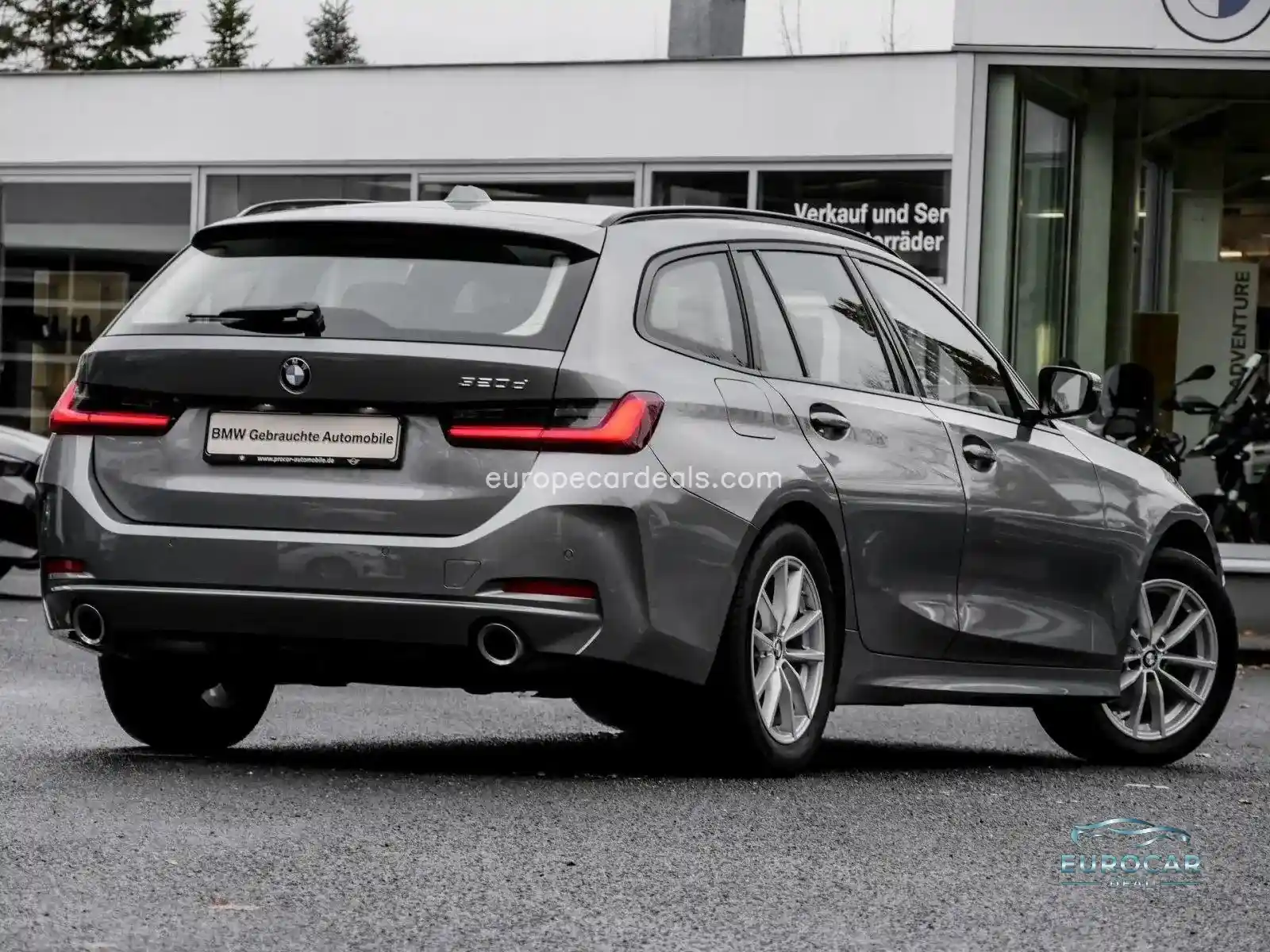 BMW 320
