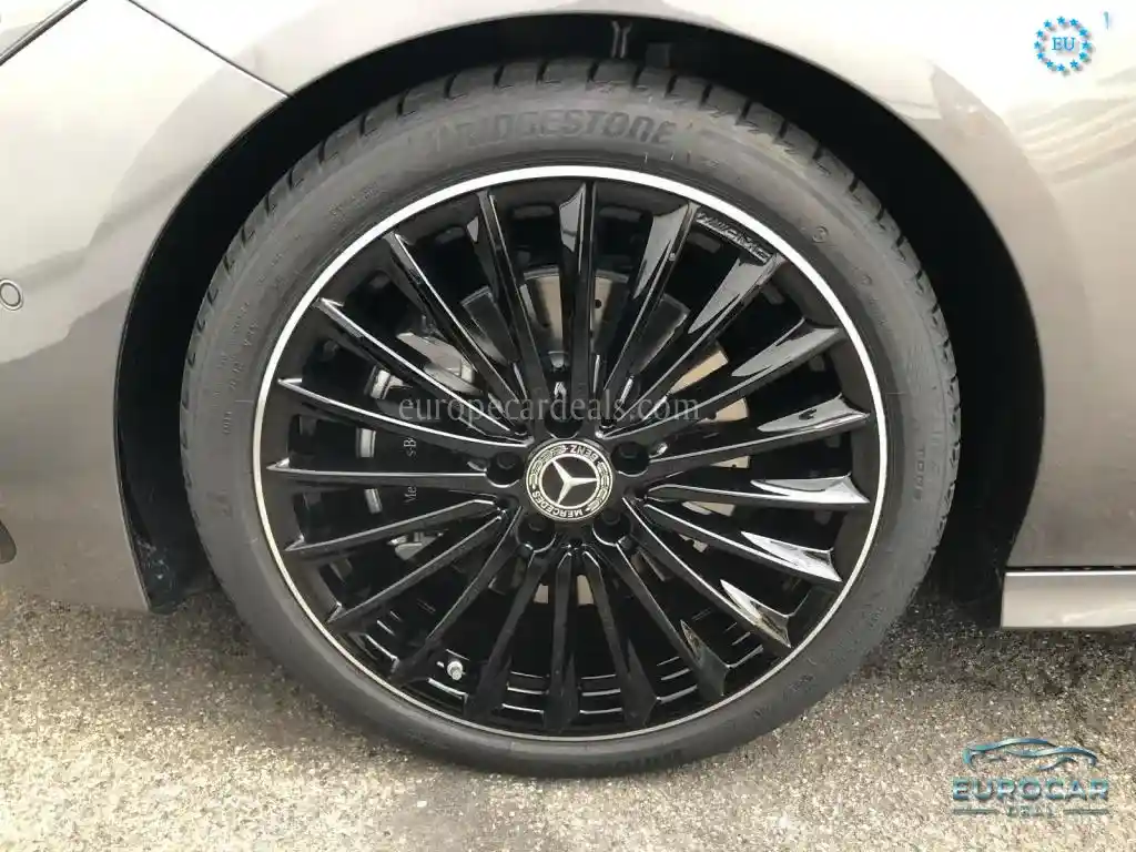Mercedes-Benz CLA 220