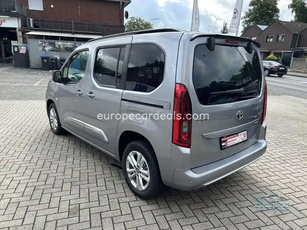 Toyota Proace City