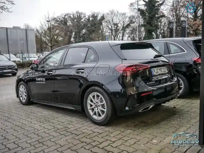 Mercedes-Benz A 200