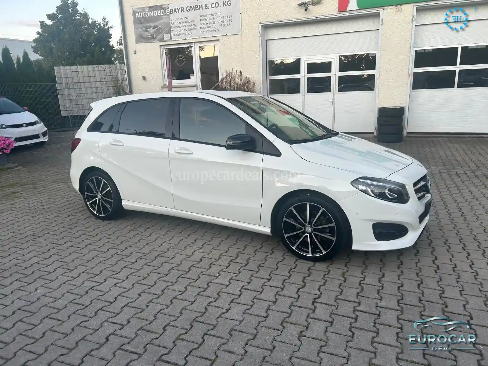 Mercedes-Benz B 180