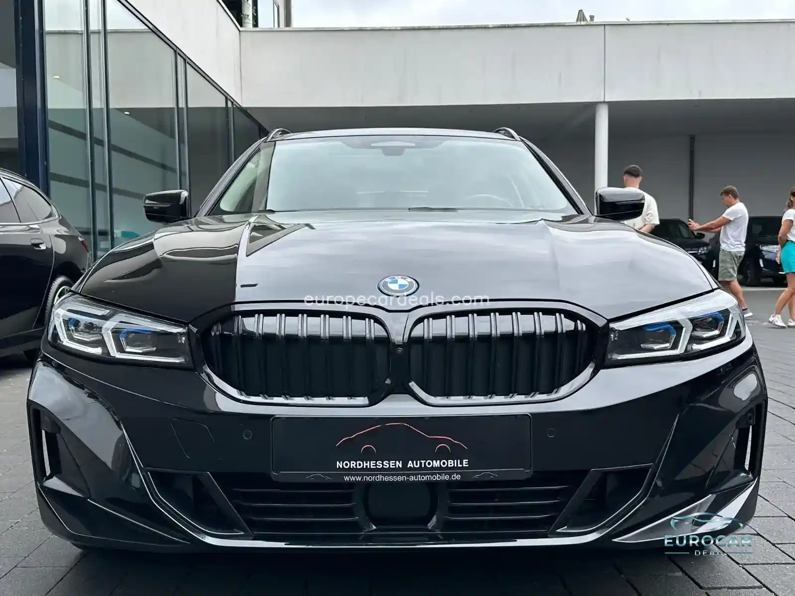 BMW 330