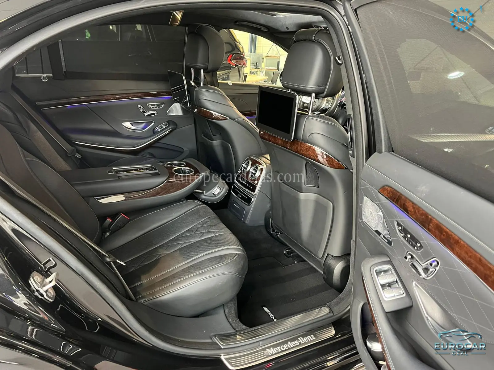 Mercedes-Benz S 560
