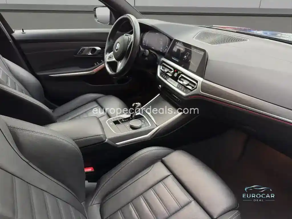 BMW 330