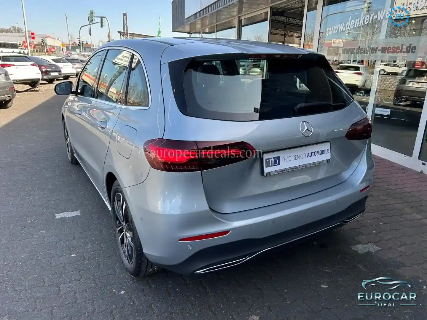 Mercedes-Benz B 200