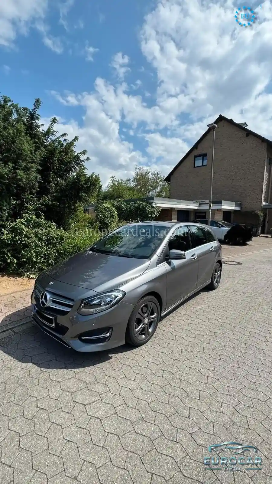 Mercedes-Benz B 180