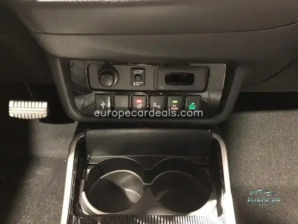 Mitsubishi Plug-in Hybrid Outlander