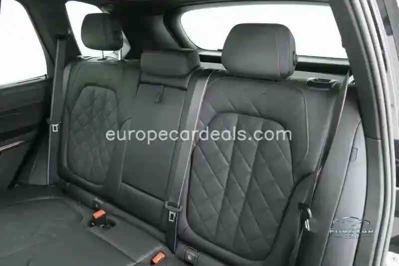 BMW X5 M60