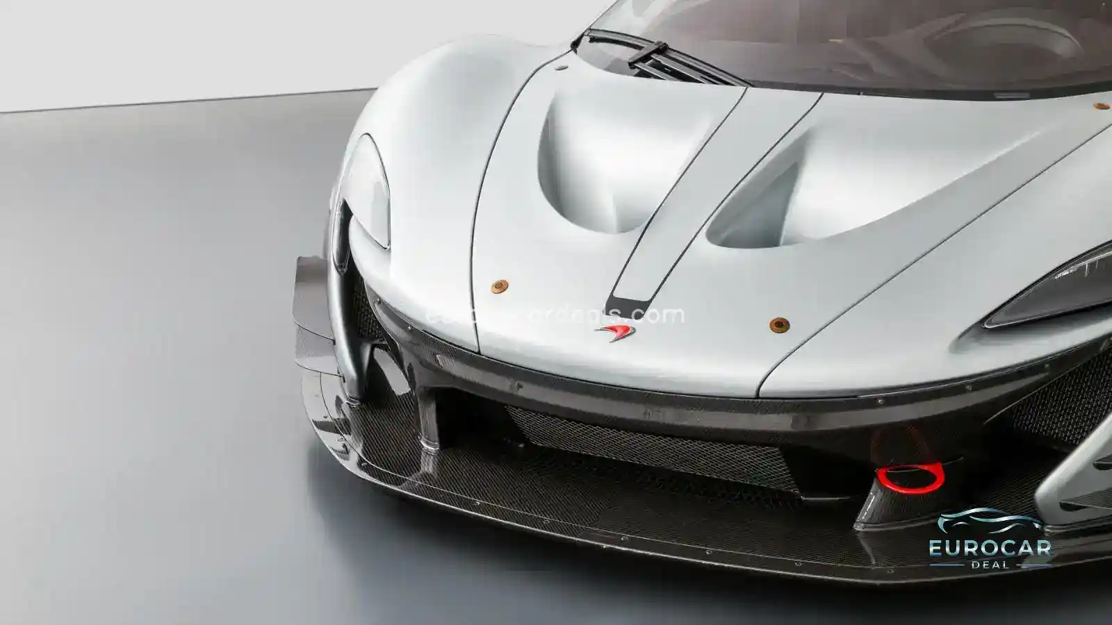 McLaren P1