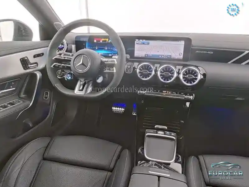 Mercedes-Benz CLA 45 AMG