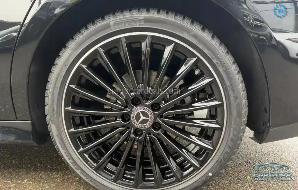 Mercedes-Benz CLA 220