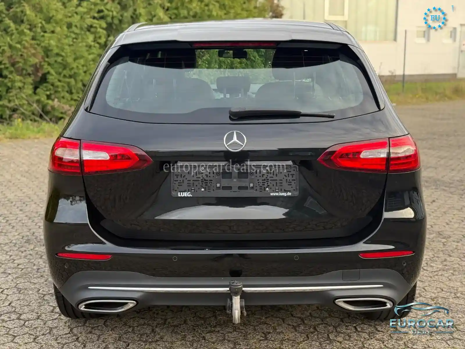 Mercedes-Benz B 180