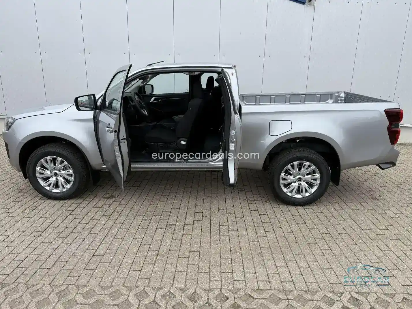 Space Cab AT LS 4WD mit Ahk