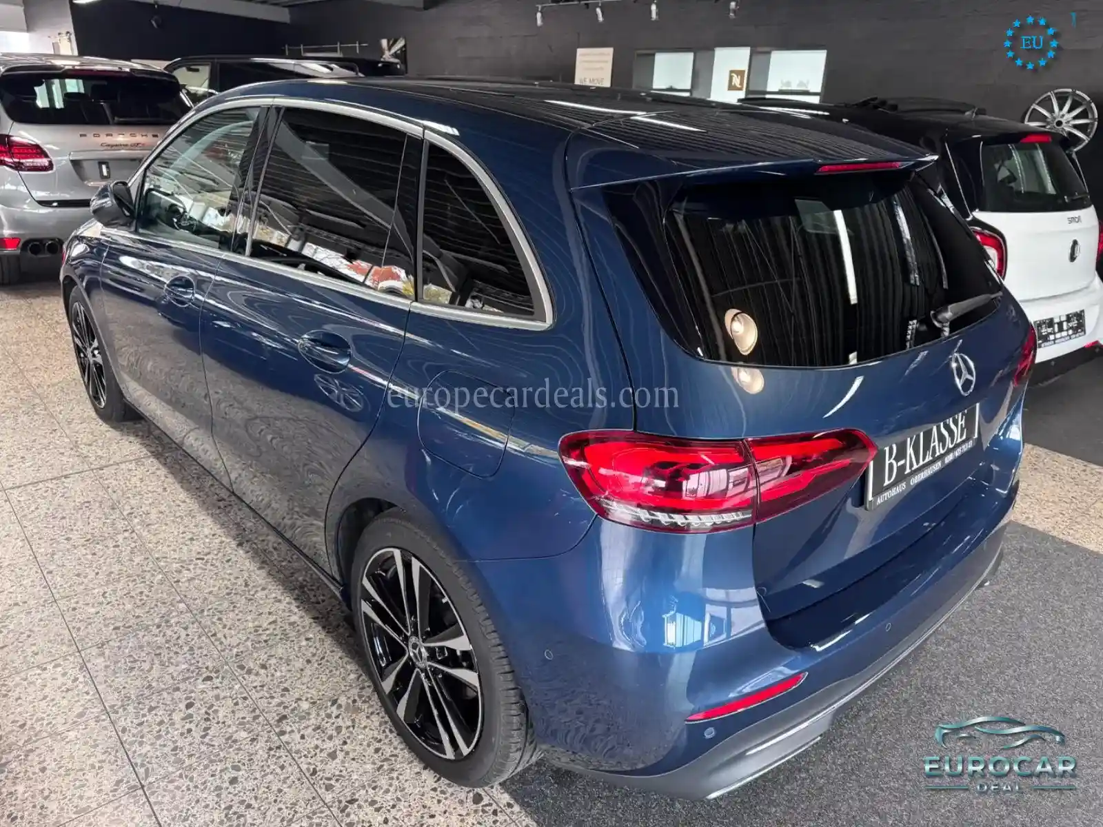 Mercedes-Benz B 220
