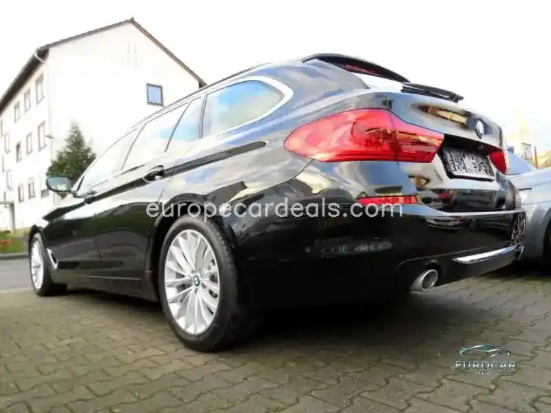 BMW 525
