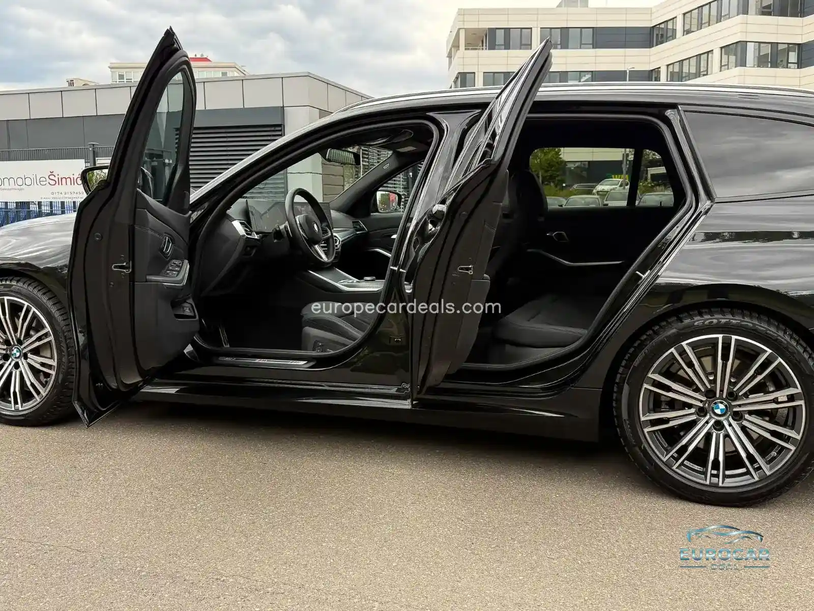 BMW 330