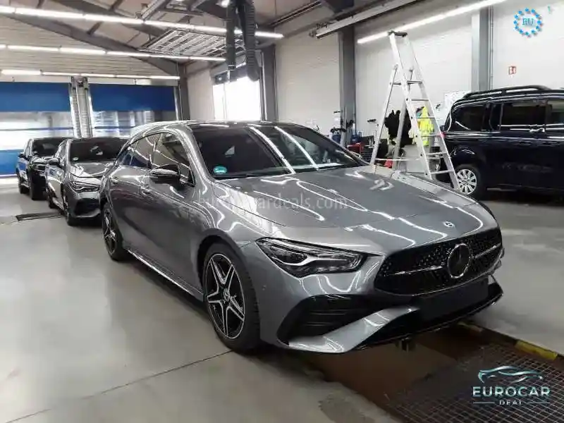 Mercedes-Benz CLA 180 Shooting Brake
