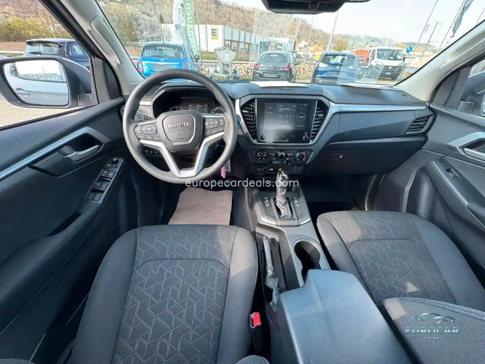D-MAX 4×4 LS A/T DoubleCab