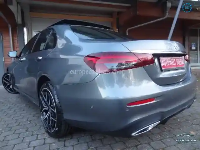 Mercedes-Benz E 400