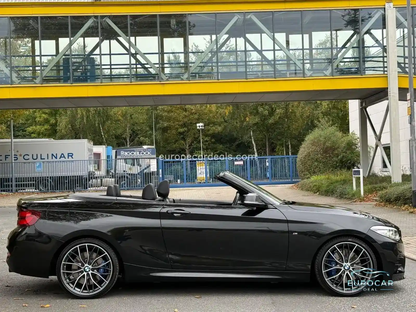 BMW M240i