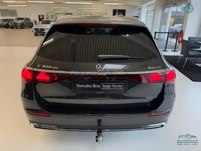Mercedes-Benz E 300