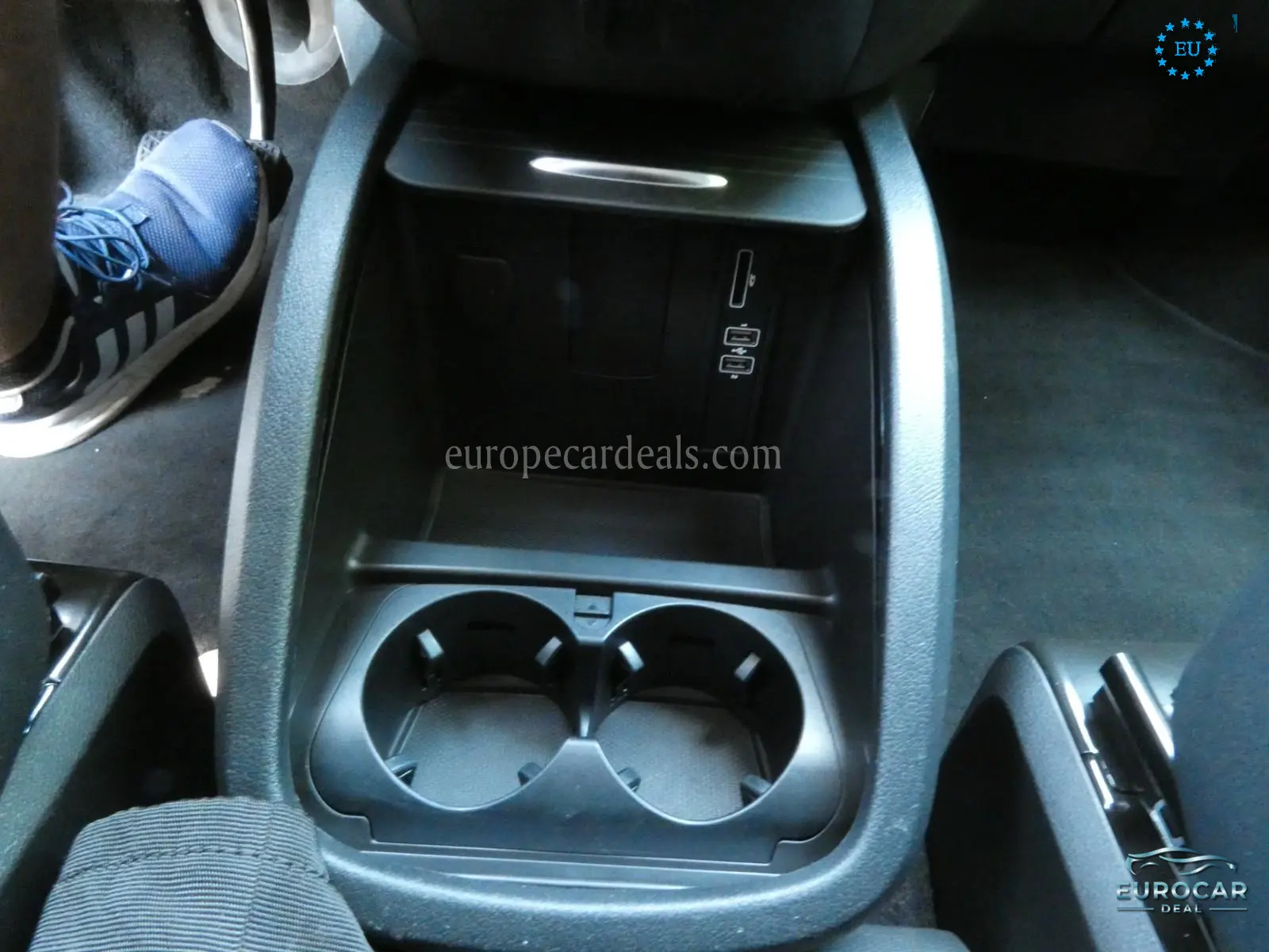 Mercedes-Benz V 220