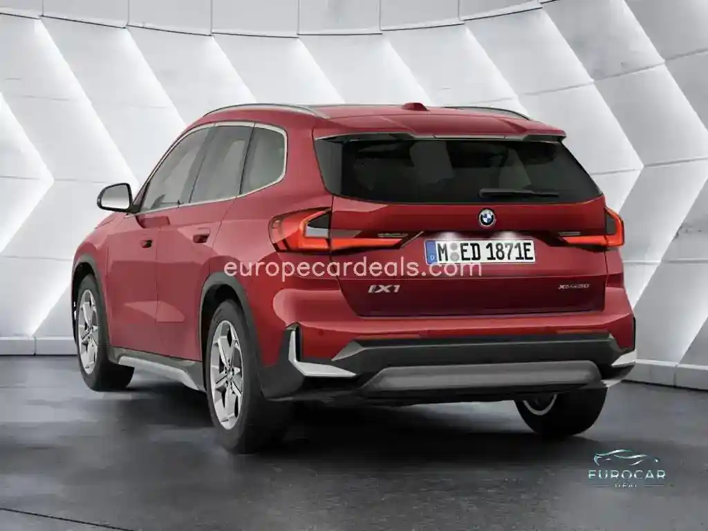 BMW iX1