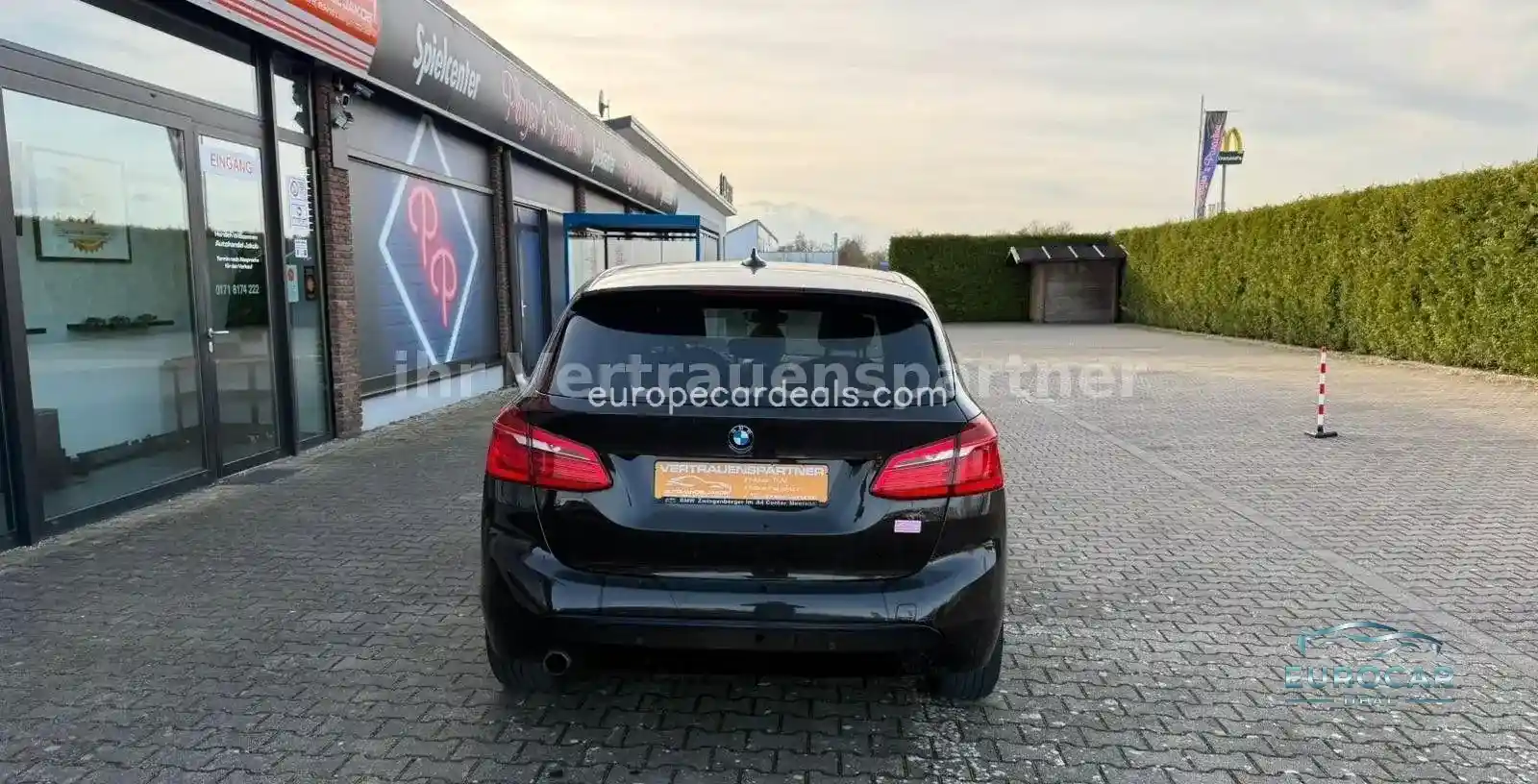 BMW 218