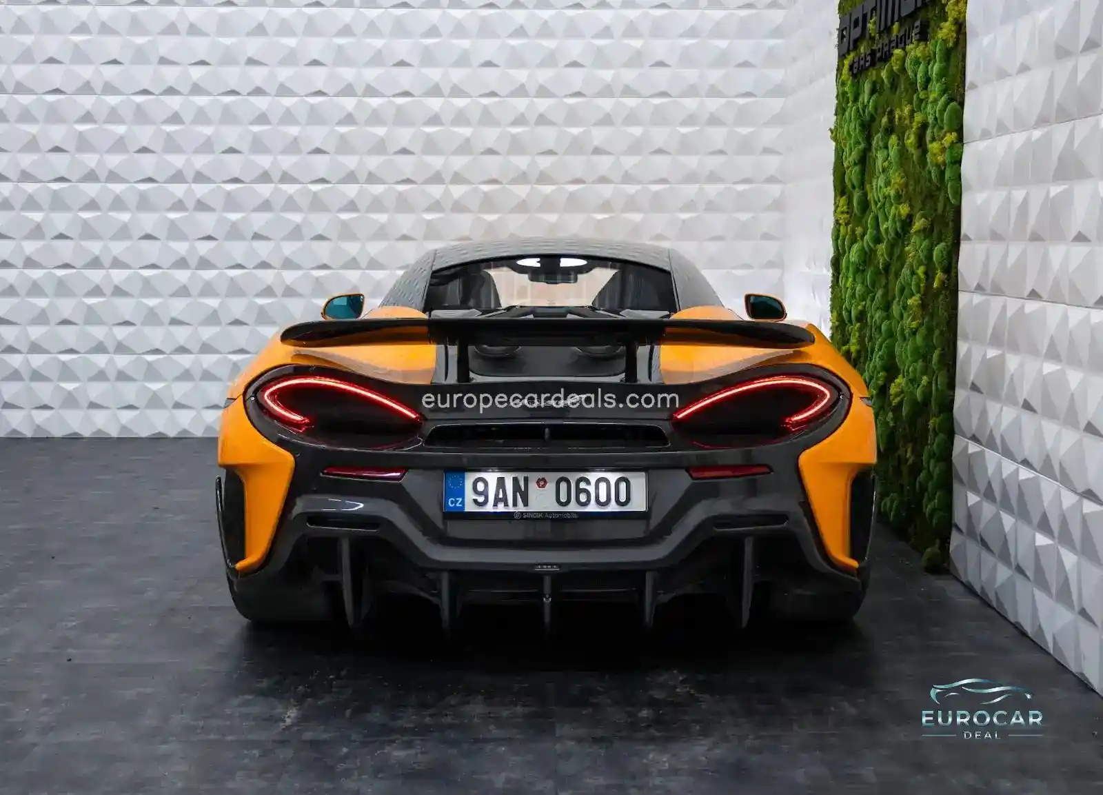 McLaren 600LT