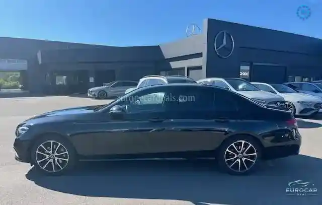 Mercedes-Benz E 200
