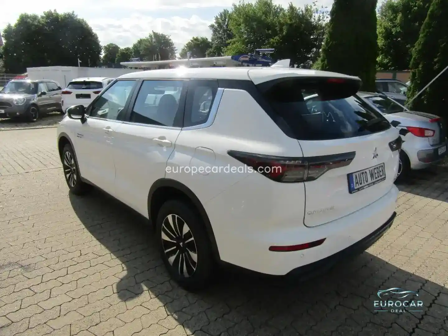 Mitsubishi Plug-in Hybrid Outlander