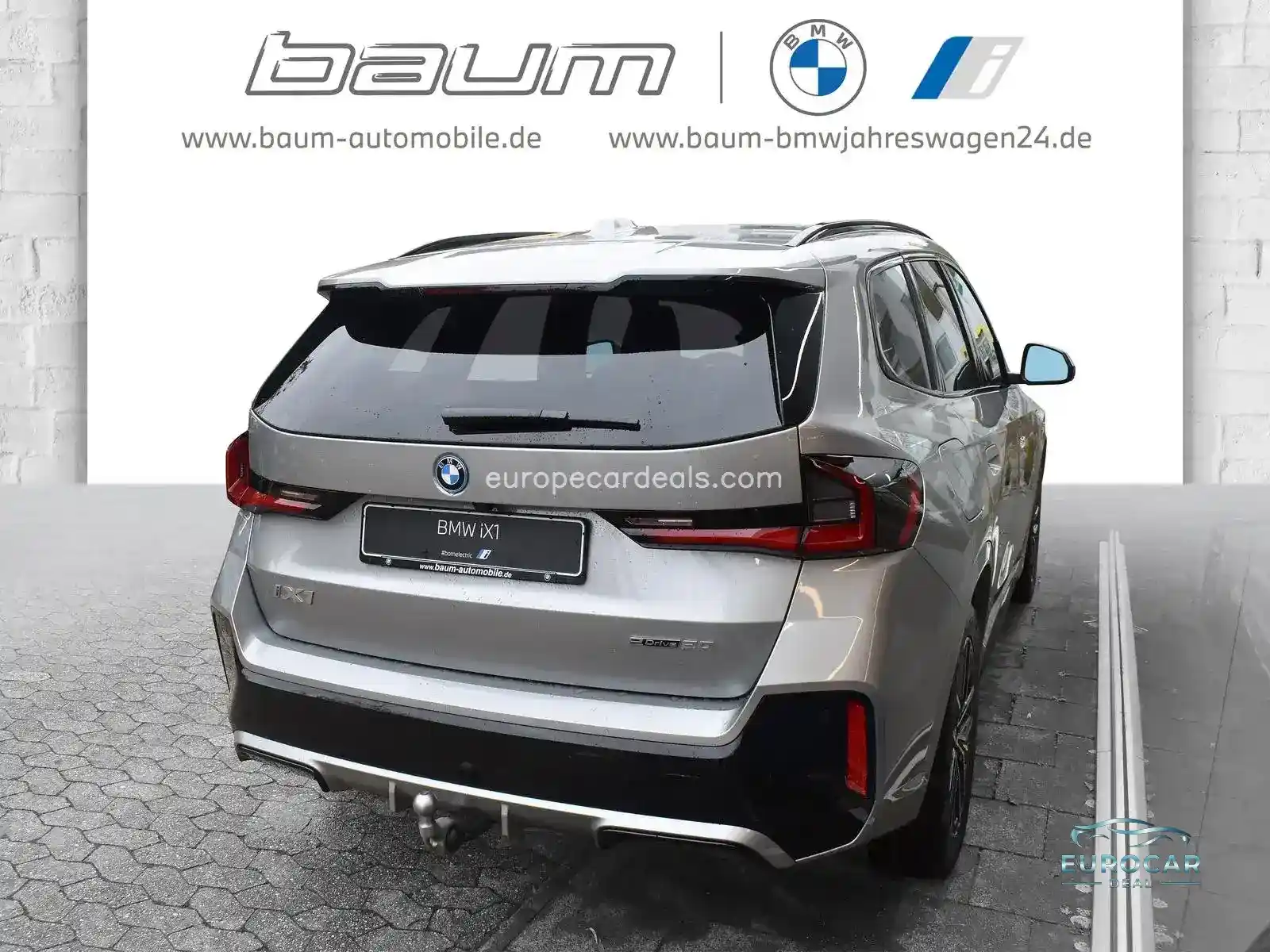 BMW iX1