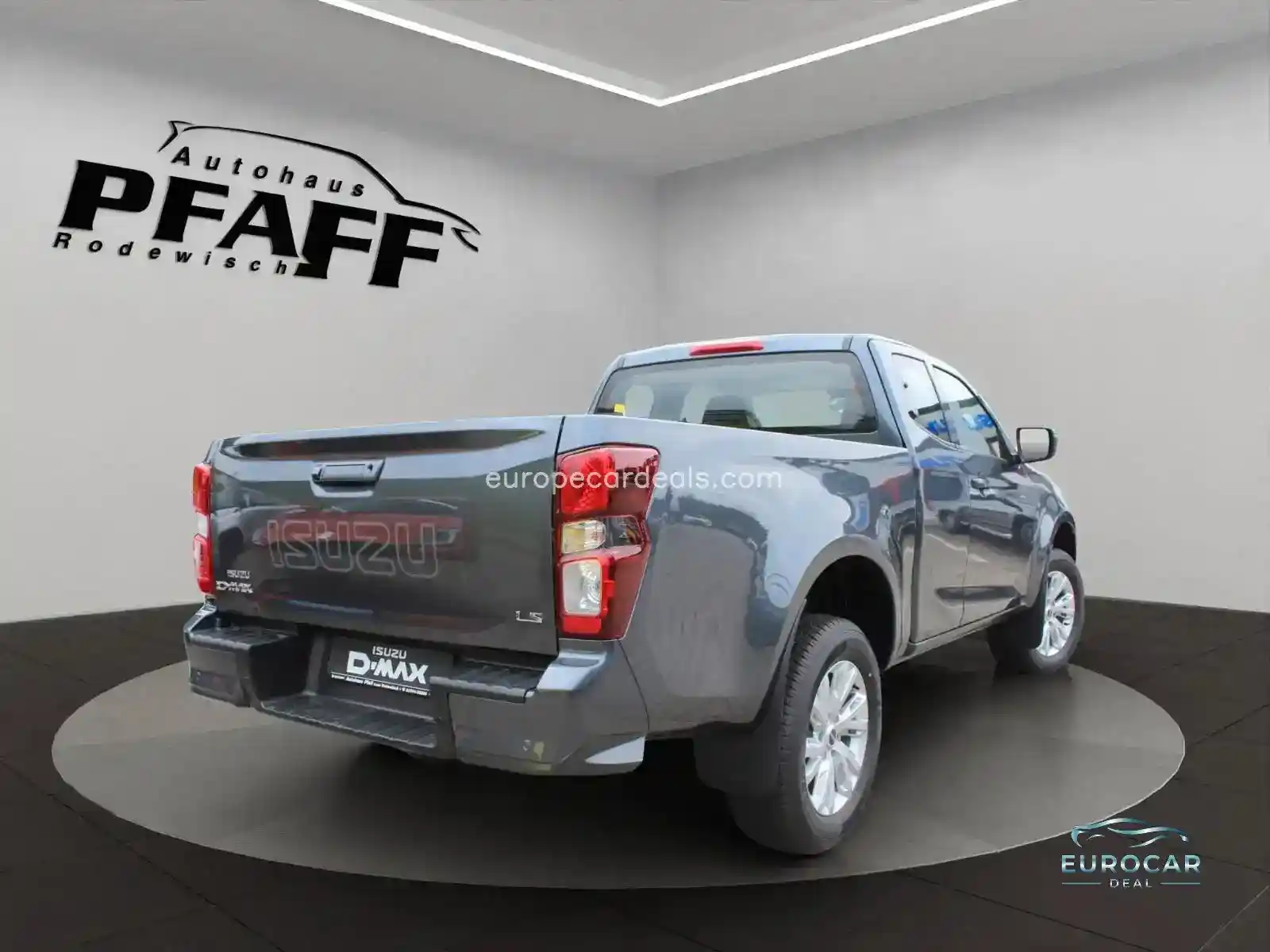 Space Cab 4×4 LS | VERFÜGBAR