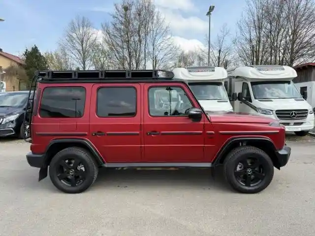 Mercedes-Benz G 500