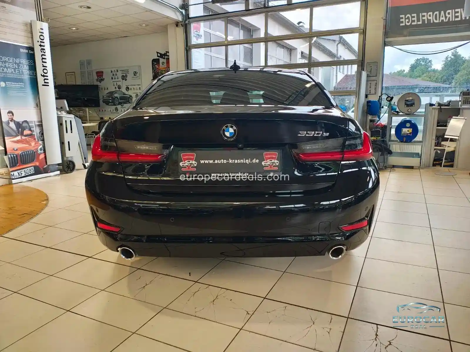 BMW 330