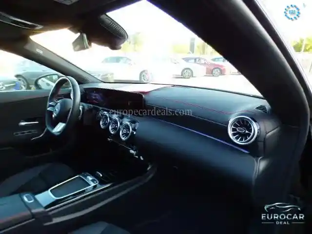 Mercedes-Benz CLA 200 Shooting Brake