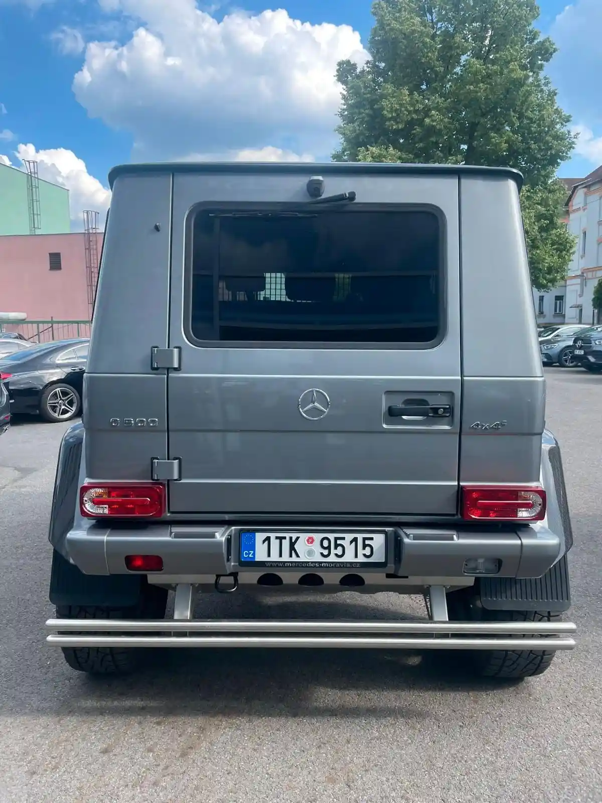 Mercedes-Benz G 500