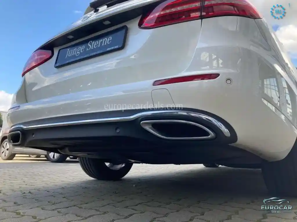 Mercedes-Benz E 400