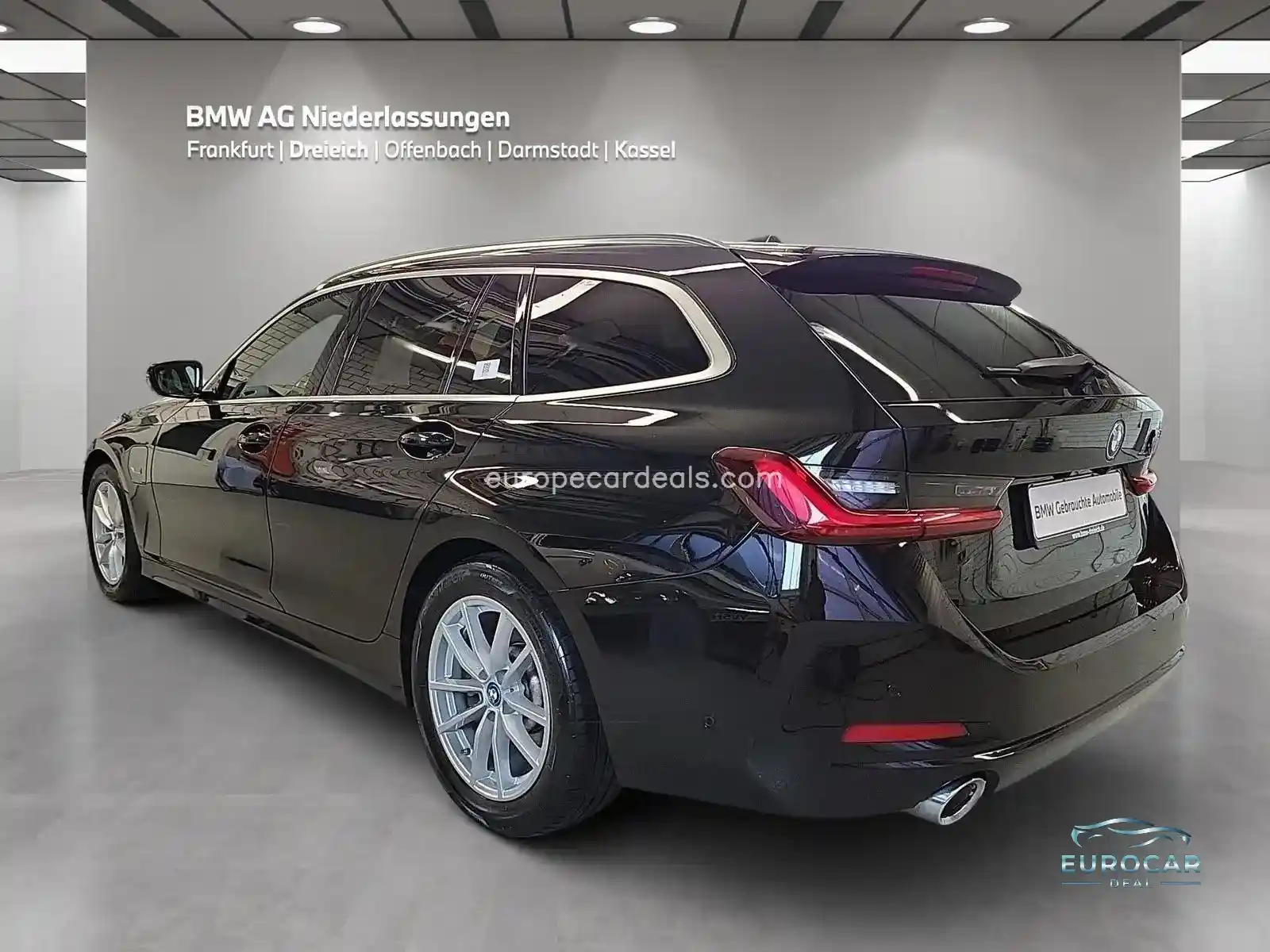BMW 330
