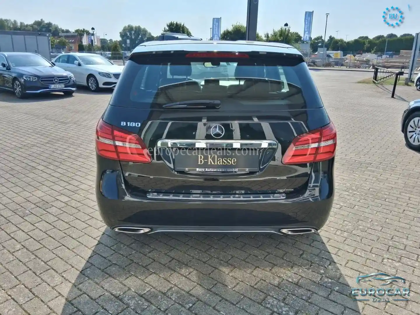 Mercedes-Benz B 180