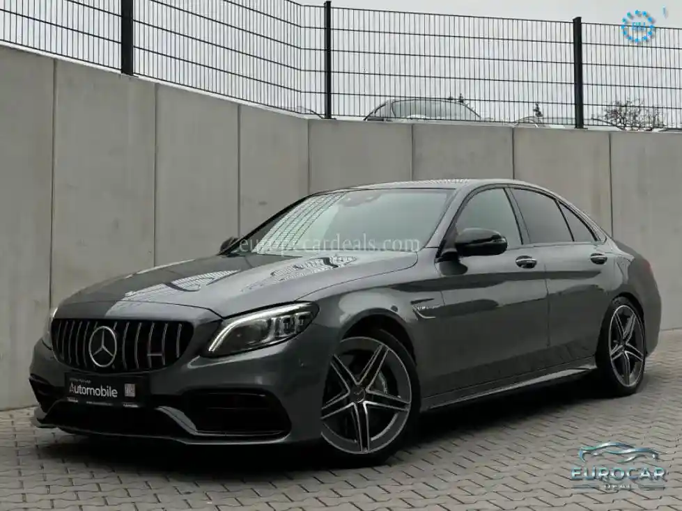 Mercedes-Benz C 63 AMG