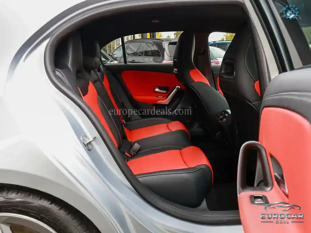 Mercedes-Benz A 220
