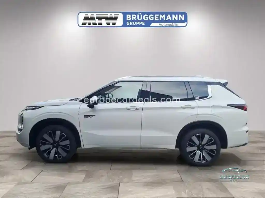 Mitsubishi Plug-in Hybrid Outlander