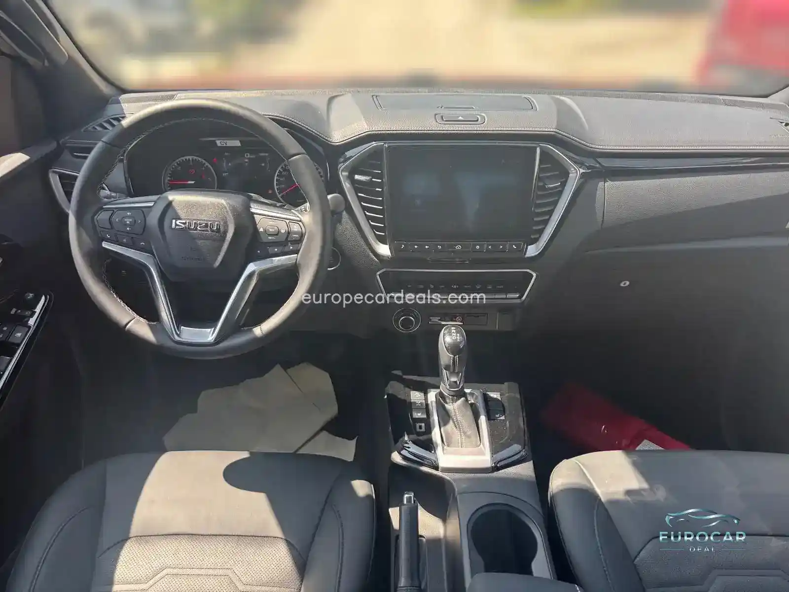 Double Cab 4WD AT Automatik – V-Cross