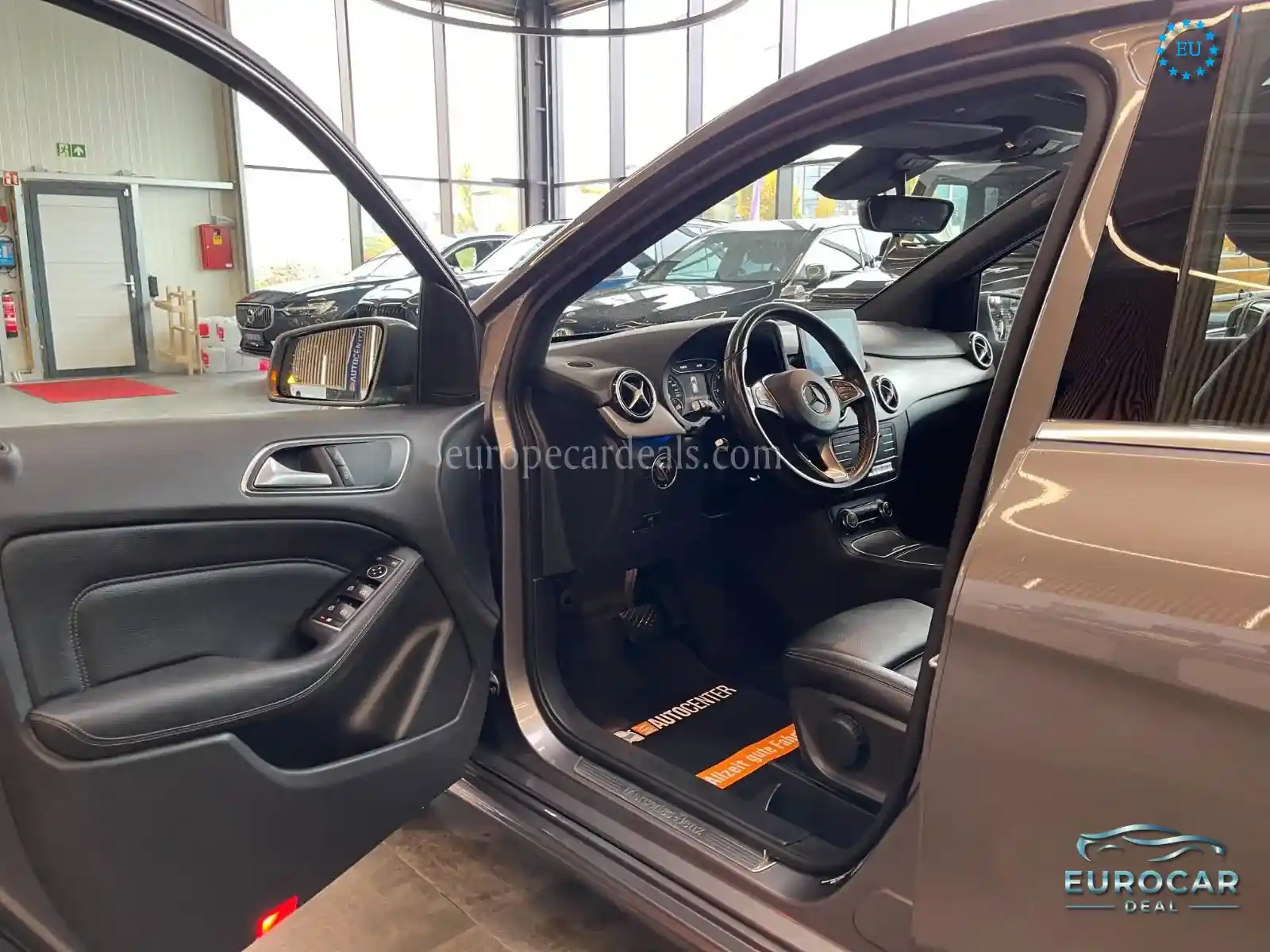 Mercedes-Benz B 220